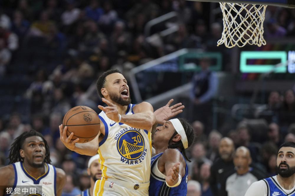 少年比赛中 少年比赛中